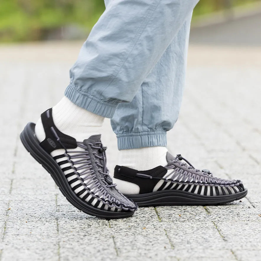 Men's UNEEK Sneaker