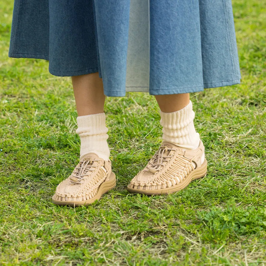Women's UNEEK Sneaker
