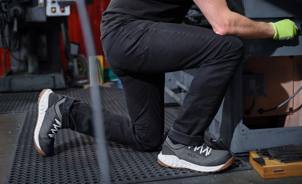 Men's Arvada Shift Work Sneaker (Carbon Toe)