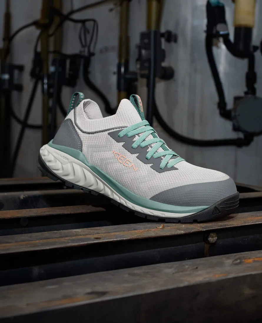 Women's Arvada Shift Work Sneaker (Carbon Toe)