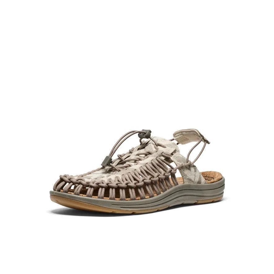 All Gender UNEEK II Convertible Canvas Sneaker